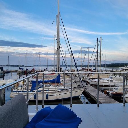Hotel Hausboot Hilja Schleswig Esterno foto