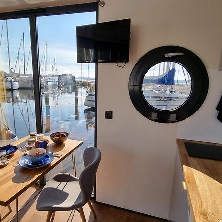 Hotel Hausboot Hilja Schleswig Esterno foto
