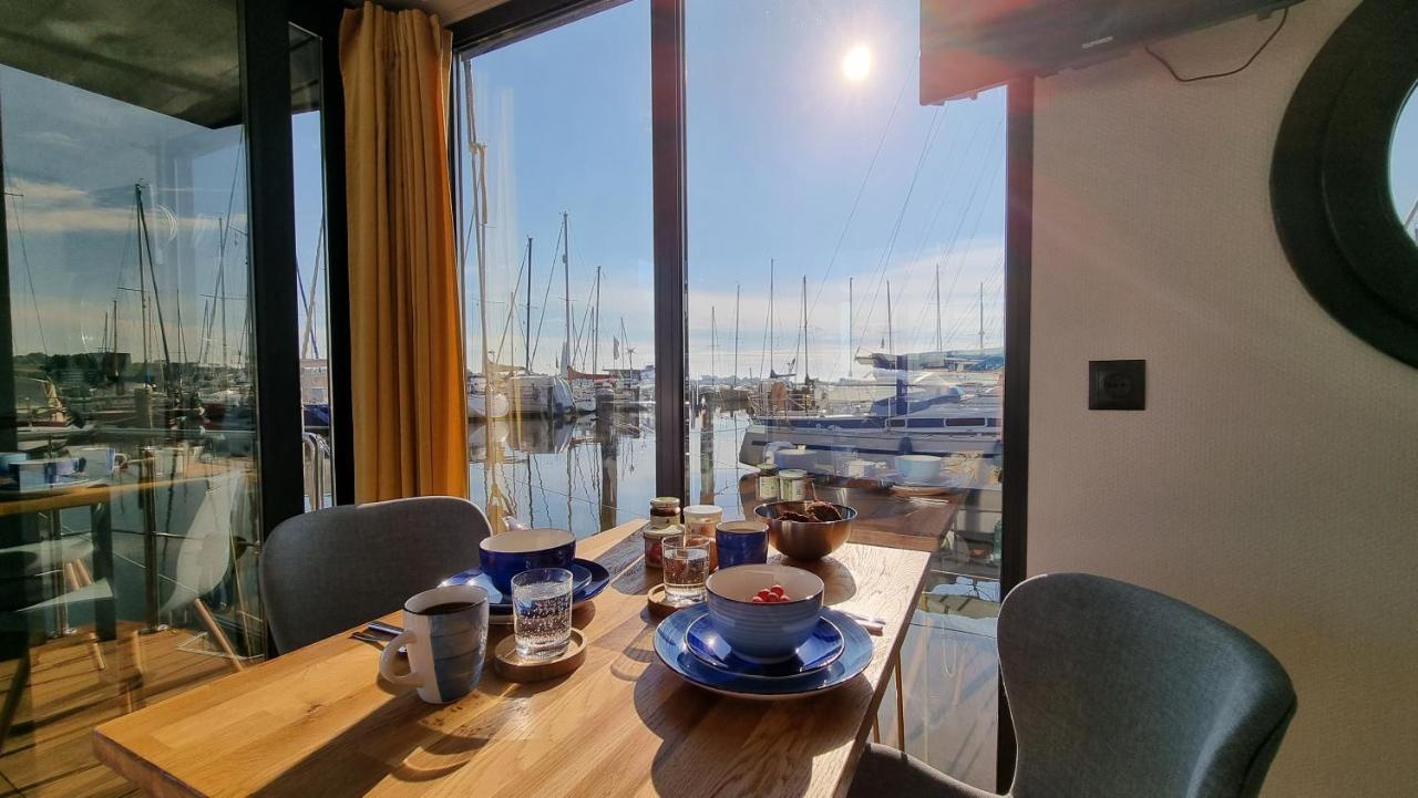 Hotel Hausboot Hilja Schleswig Esterno foto