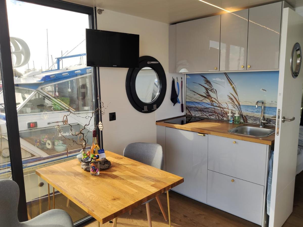 Hotel Hausboot Hilja Schleswig Esterno foto