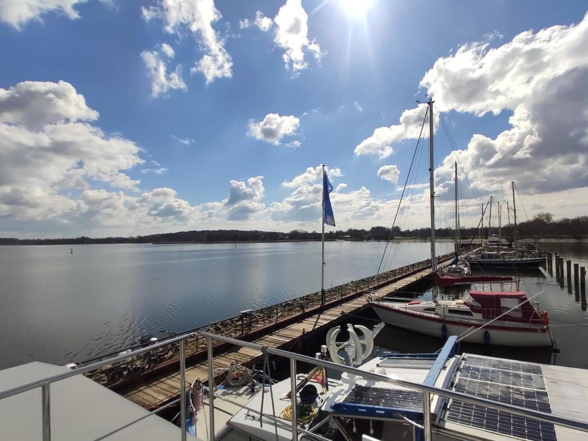 Hotel Hausboot Hilja Schleswig Esterno foto
