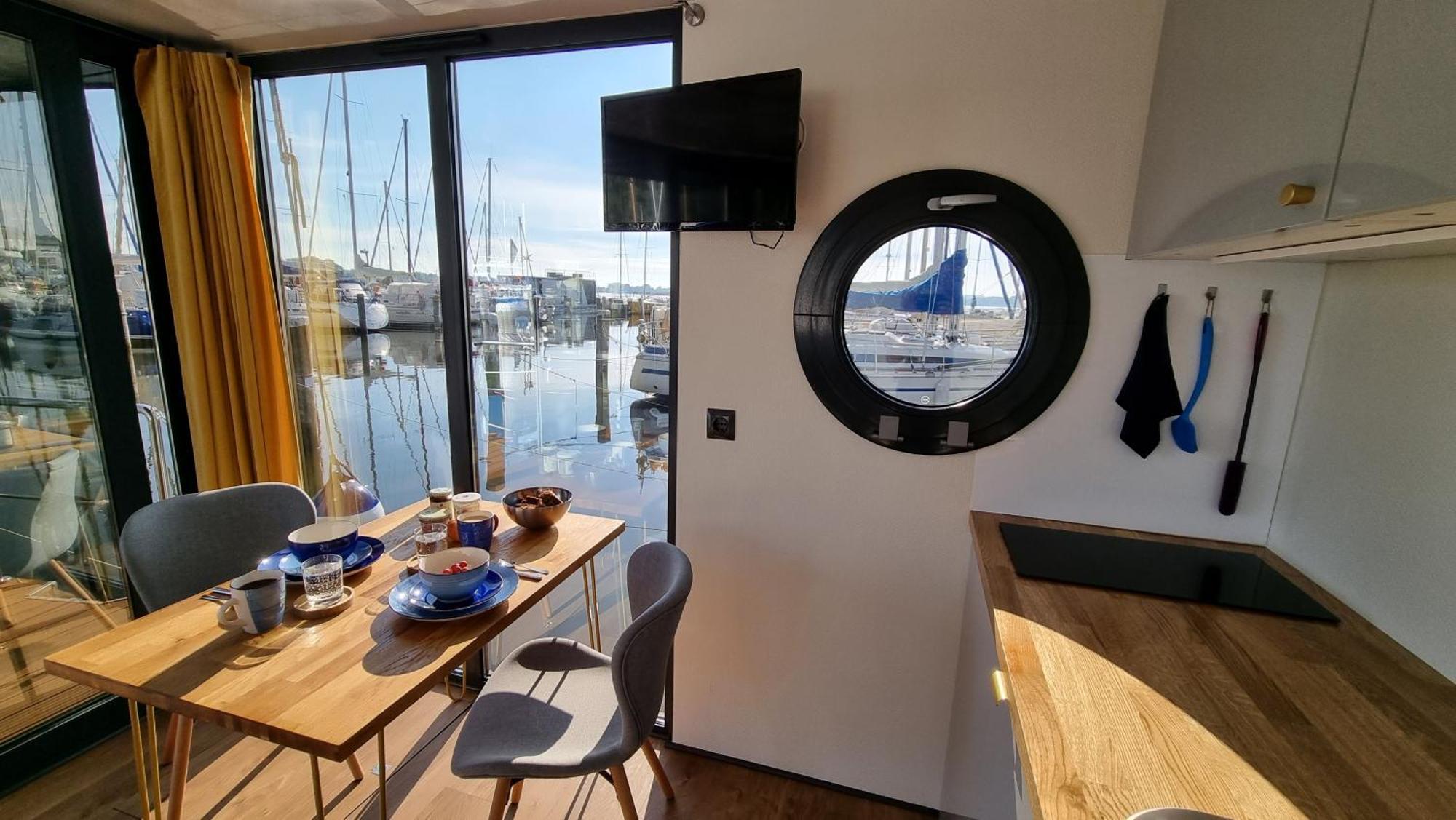 Hotel Hausboot Hilja Schleswig Esterno foto